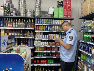 蘆山縣市場(chǎng)監(jiān)督管理局 筑牢農(nóng)村食品安全防線，持續(xù)開(kāi)展食品經(jīng)營(yíng)檢查工作